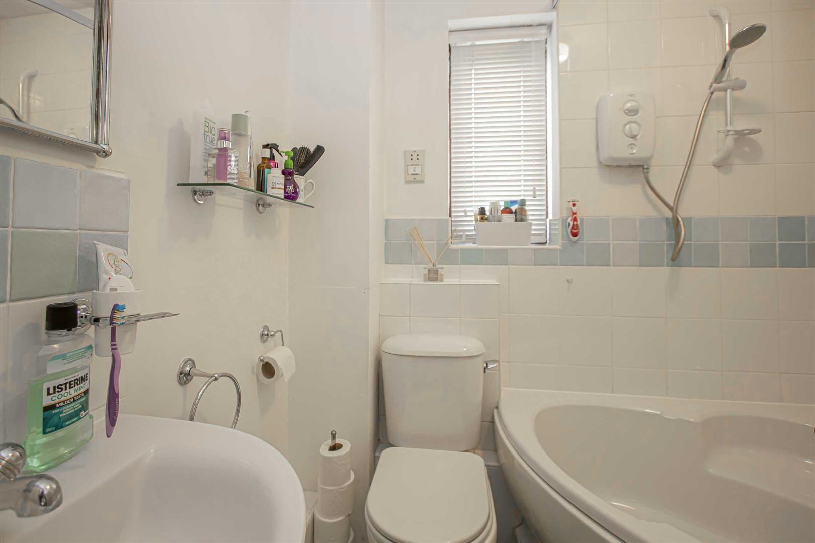 Coggeshall Grove, Wavendon Gate, Milton Keynes